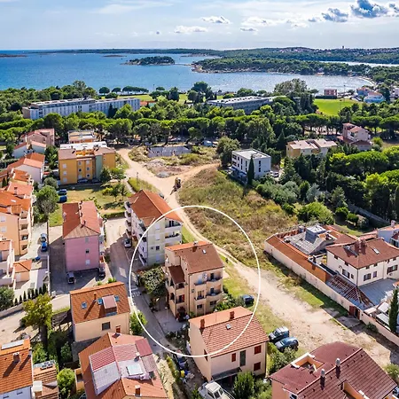 In Near Bijeca Appartamento Medolino