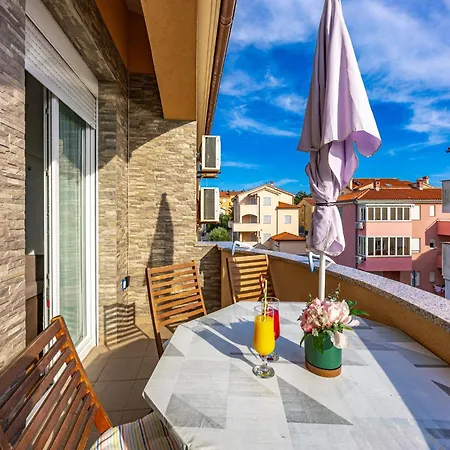 With Balcony In Appartamento Medolino