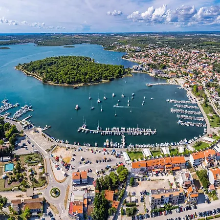 Appartamento In Near Bijeca Medolino